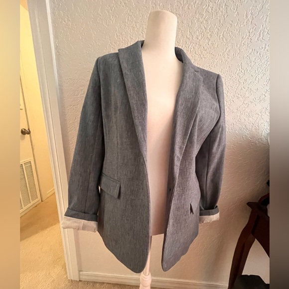 Banana Republic Long and Lean Blazer - Picture 2 of 4